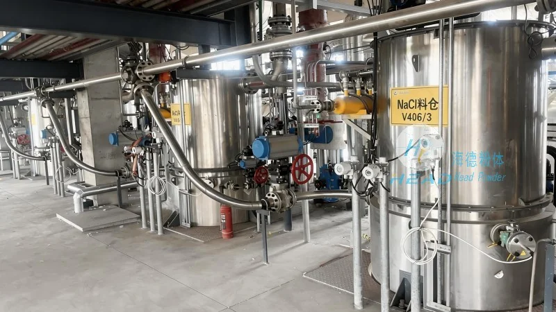 Common Powder Transport Methods for Stabilizers: Advantages of HeadPowder's Pneumatic Conveying System